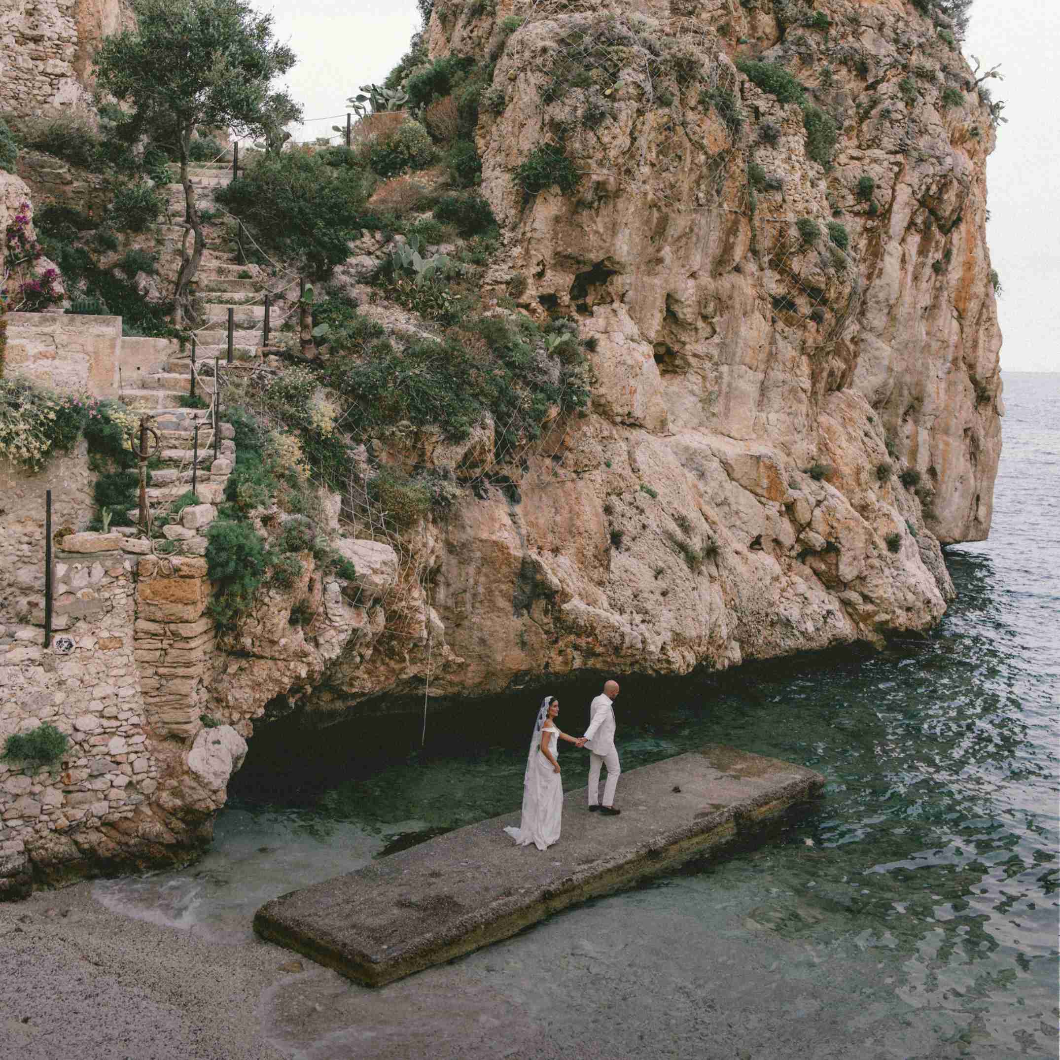 candid wedding photography